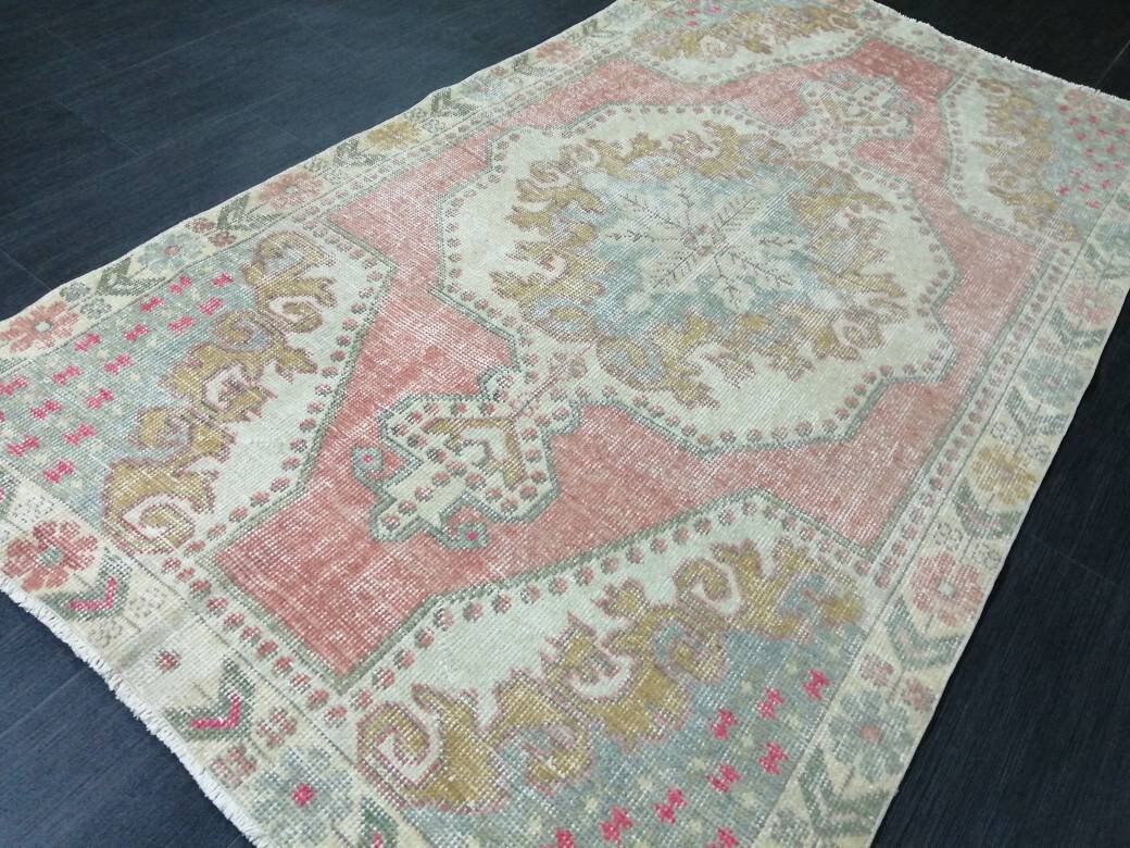 Tan Turkish Runner Rug 3' 11" x 7' Hand-Knotted border