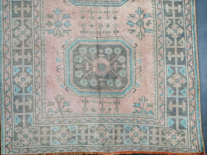 Turkish Runner Rug 4' 2" x 11' 6" Hand-Knotted border
