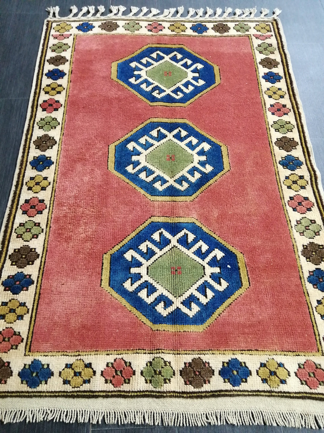 Beige Turkish Runner Rug 3' 4" x 4' 10" Hand-Knotted texture
