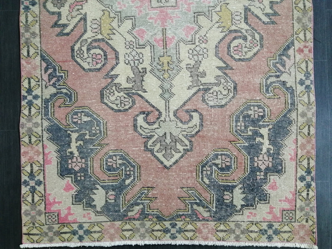 Rust Turkish Oushak Rug 4' x 6' 11" Hand-Knotted pattern