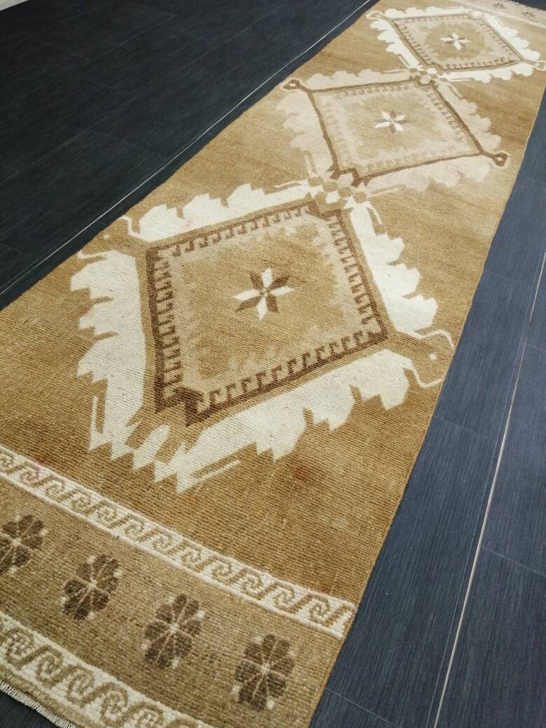 Turkish Runner Rug 2' 7" x 10' 10" Hand-Knotted view 9