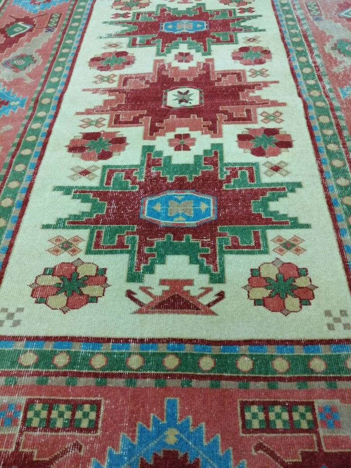 Beige Turkish Runner Rug 6' 9" x 9' 1" Hand-Knotted field