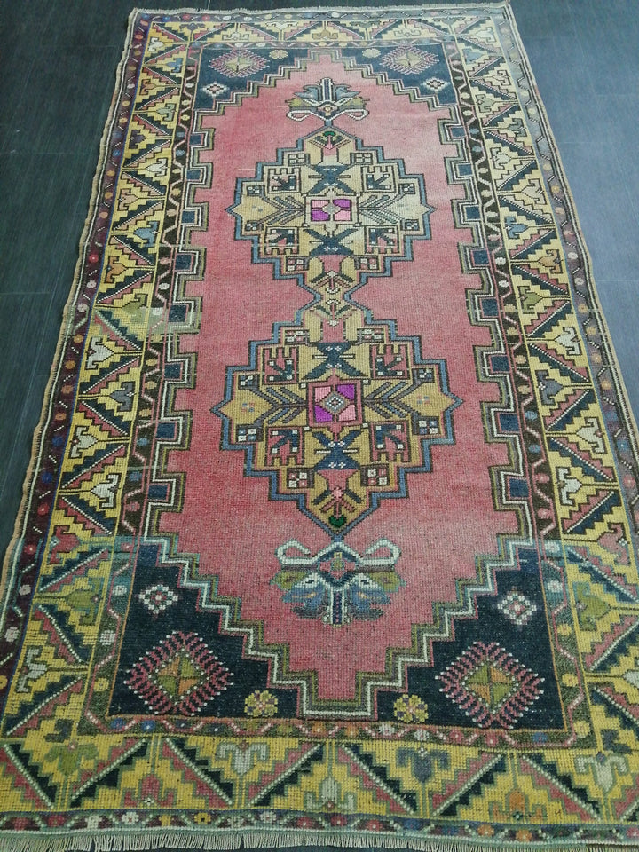 Turkish Oushak Rug 4' x 7' 5" Hand-Knotted reverse