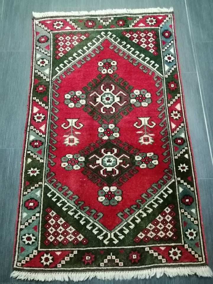 Beige Turkish Runner Rug 2' 4" x 3' 10" Hand-Knotted border