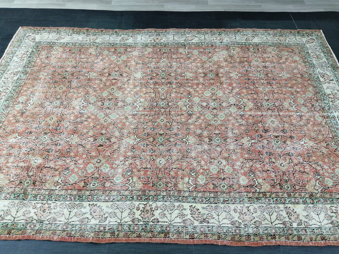 Turkish Oushak Rug 7' 1" x 10' 5" Hand-Knotted border