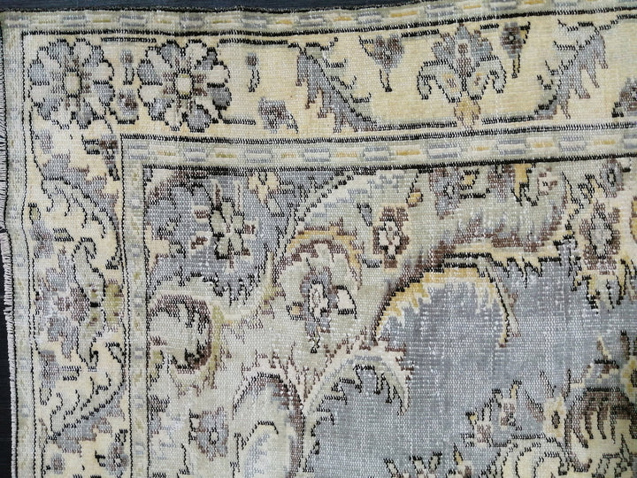 Turkish Runner Rug 6' x 10' Hand-Knotted field