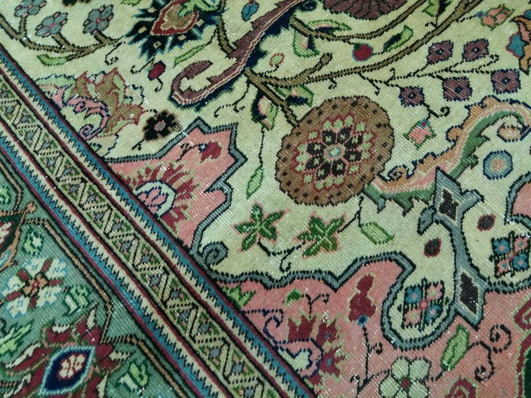 Beige Turkish Oushak Rug 6' 6" x 9' 8" Hand-Knotted pattern