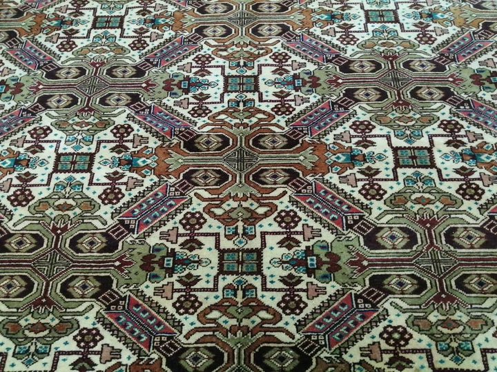 Beige Turkish Oushak Rug 6' 4" x 9' 4" Hand-Knotted border