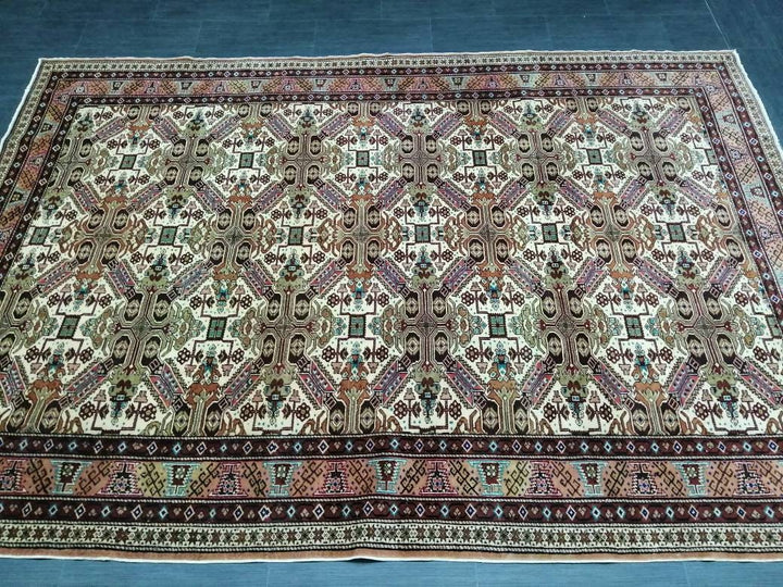 Beige Turkish Oushak Rug 6' 4" x 9' 4" Hand-Knotted close-up