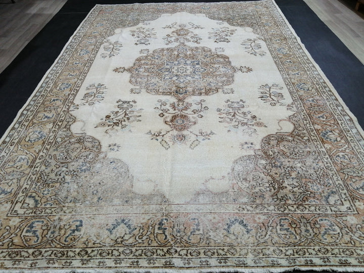 Tan Turkish Vintage Rug 7' x 10' 5" Hand-Knotted view 9