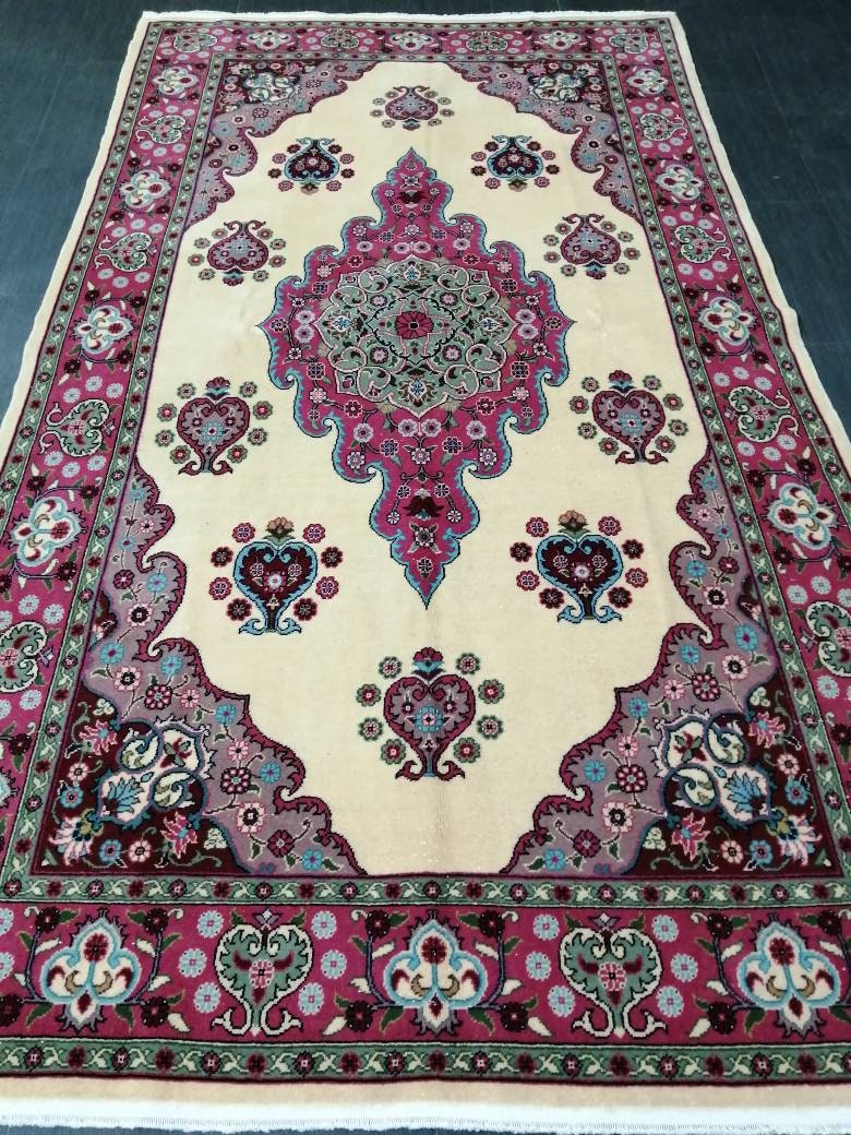Beige Turkish Oushak Rug 5' 1" x 9' 1" Hand-Knotted detail