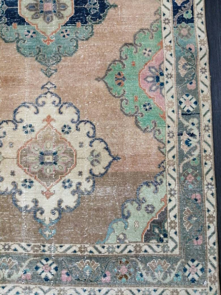 Beige Turkish Runner Rug 4' 6" x 10' 3" Hand-Knotted pattern