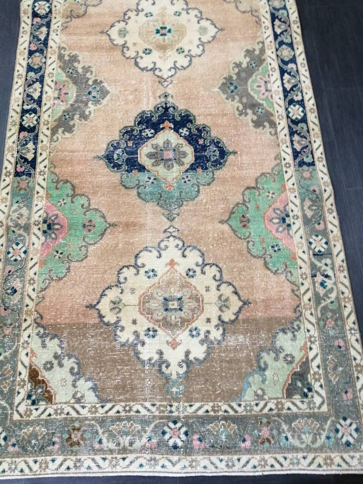 Beige Turkish Runner Rug 4' 6" x 10' 3" Hand-Knotted border