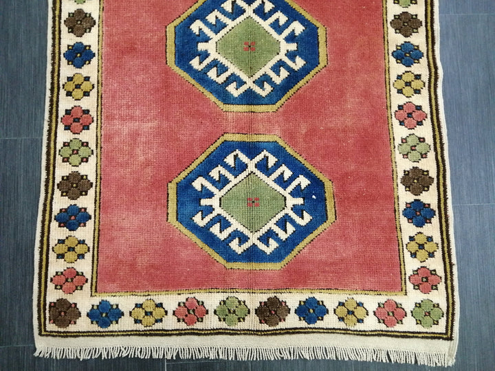 Beige Turkish Runner Rug 3' 4" x 4' 10" Hand-Knotted detail