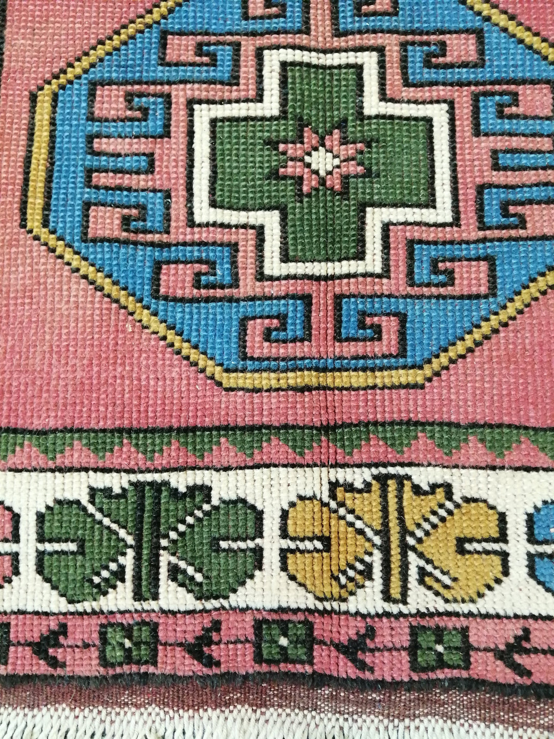 Turkish Oushak Rug 3' 8" x 6' Hand-Knotted texture