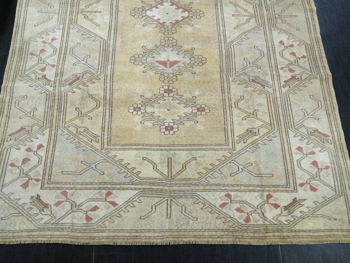 Beige Turkish Oushak Rug 6' 9" x 9' 6" Hand-Knotted detail