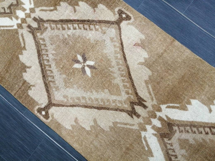 Turkish Runner Rug 2' 7" x 10' 10" Hand-Knotted pattern