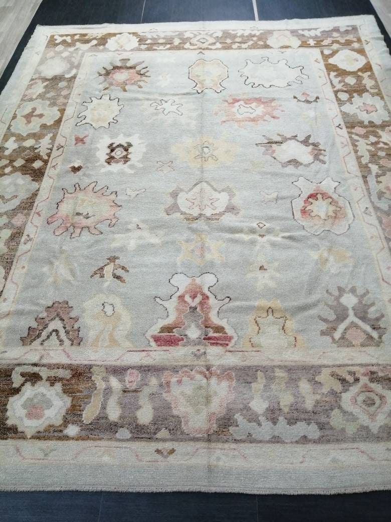 Turkish Oushak Rug 9' 3" x 11' 4" Hand-Knotted pattern