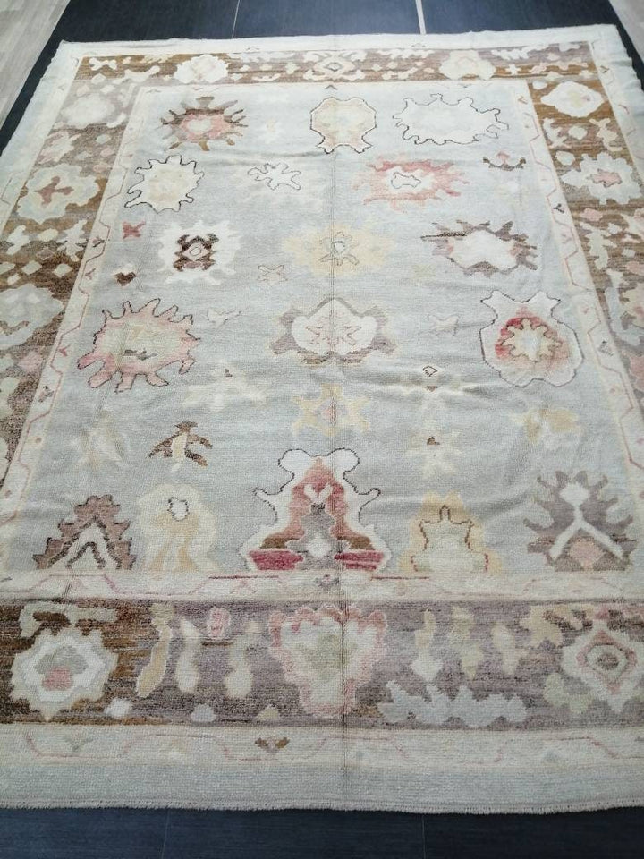 Turkish Oushak Rug 9' 3" x 11' 4" Hand-Knotted pattern