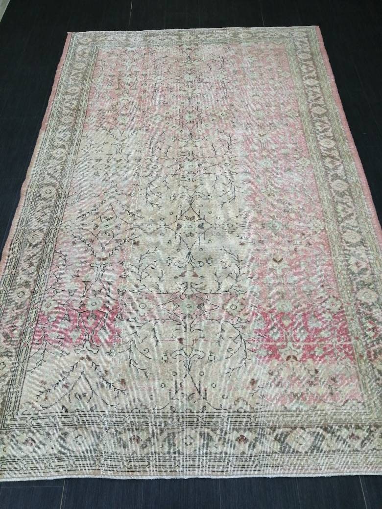 Pink Turkish Oushak Rug 5' 9" x 9' 1" Hand-Knotted border