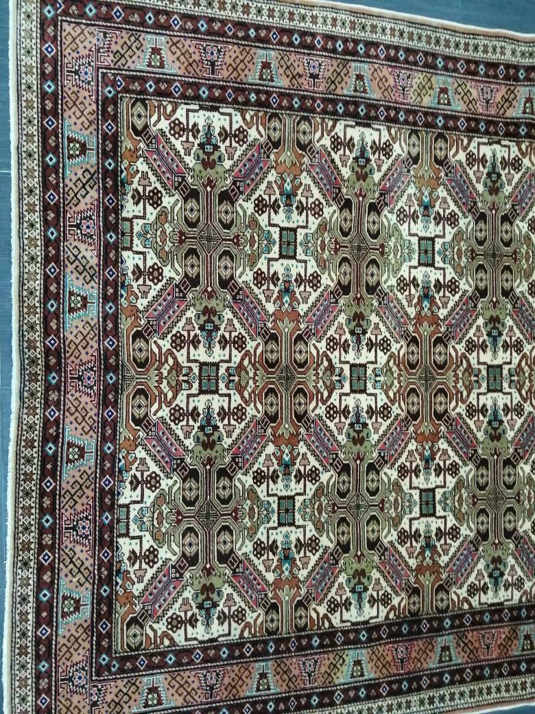 Beige Turkish Oushak Rug 6' 4" x 9' 4" Hand-Knotted pattern
