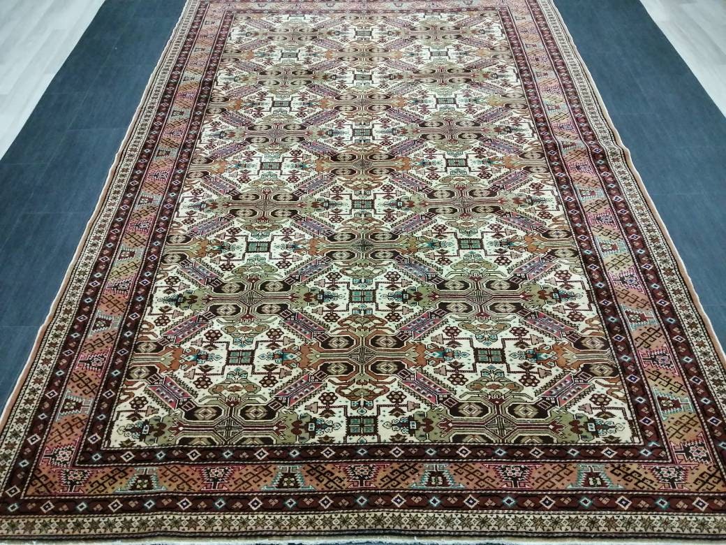 Beige Turkish Oushak Rug 6' 4" x 9' 4" Hand-Knotted texture
