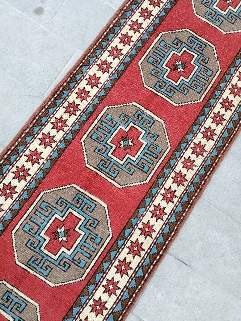 Beige Turkish Runner Rug 2' 10" x 13' 2" Hand-Knotted border