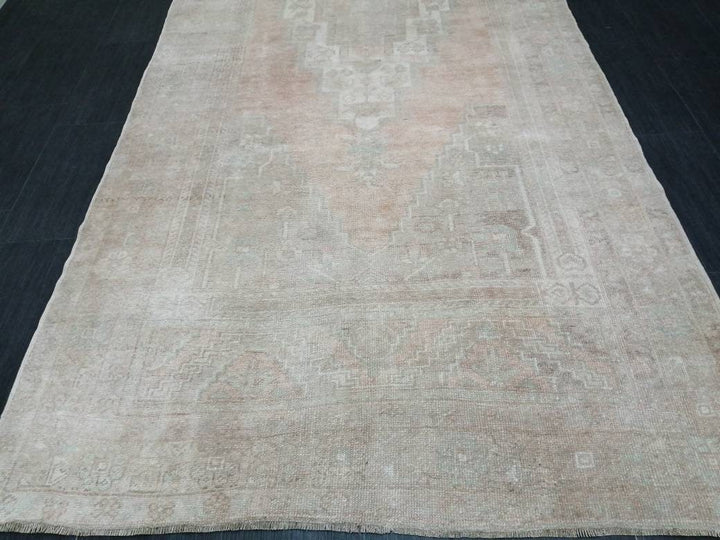 Beige Turkish Runner Rug 5' 3" x 10' 9" Hand-Knotted pattern