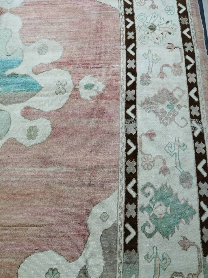 Turkish Oushak Rug 9' 1" x 12' 9" Hand-Knotted view
