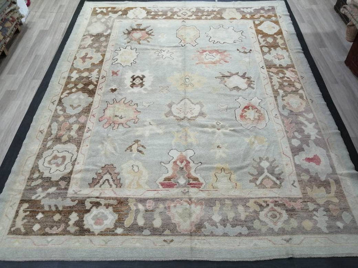 Turkish Oushak Rug 9' 3" x 11' 4" Hand-Knotted border