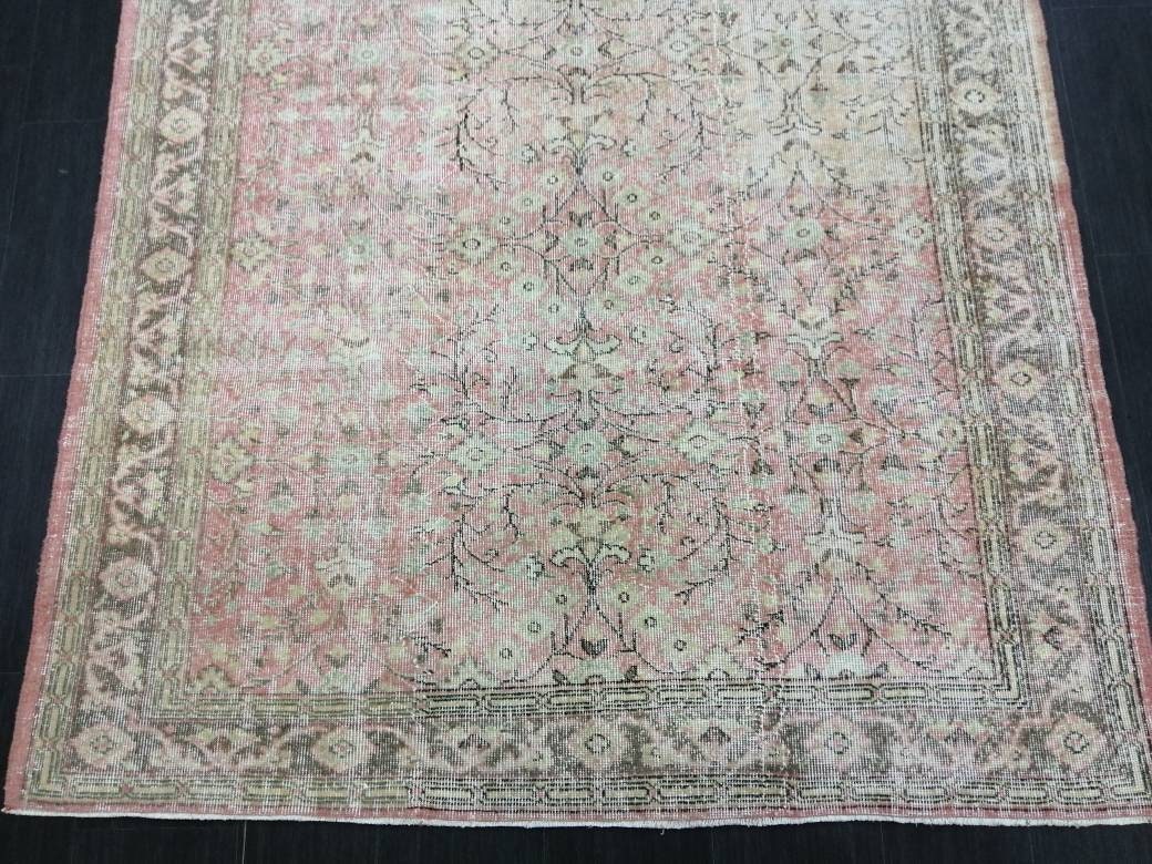 Pink Turkish Oushak Rug 5' 9" x 9' 1" Hand-Knotted pattern