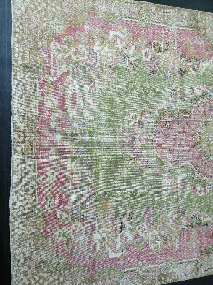 Green Turkish Oushak Rug 6' 9" x 10' 2" Hand-Knotted | No. WR33325