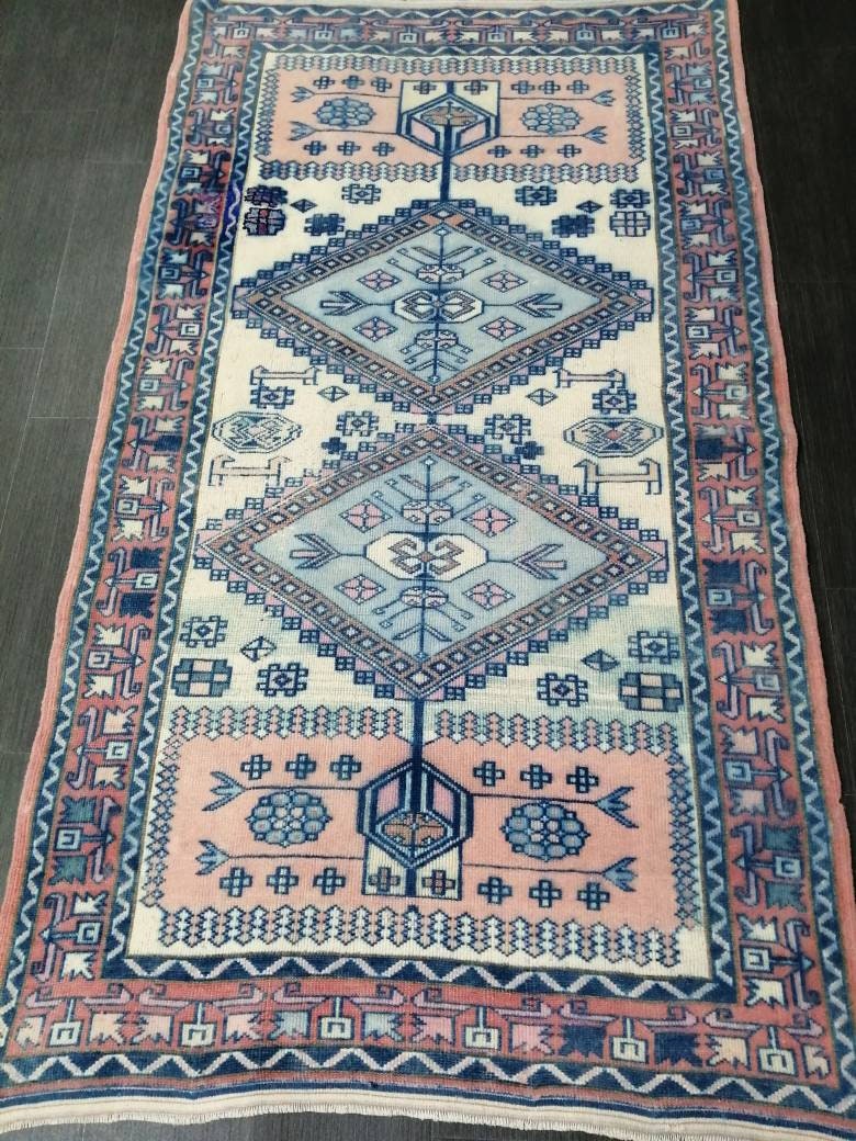 Beige Turkish Runner Rug 3' 3" x 5' 10" Hand-Knotted border