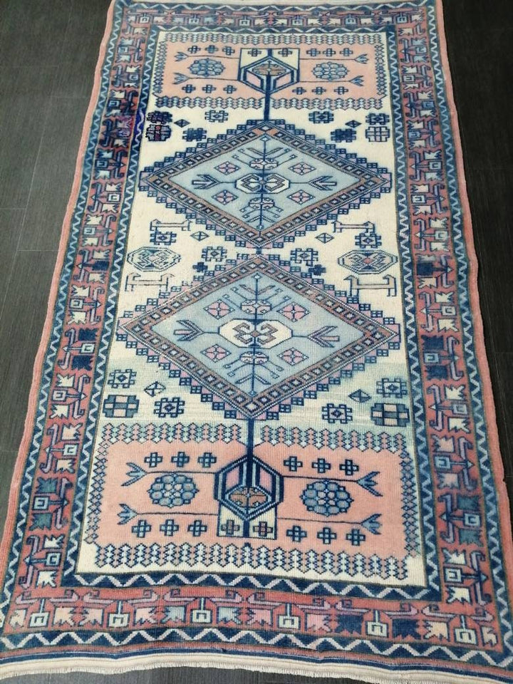 Beige Turkish Runner Rug 3' 3" x 5' 10" Hand-Knotted border