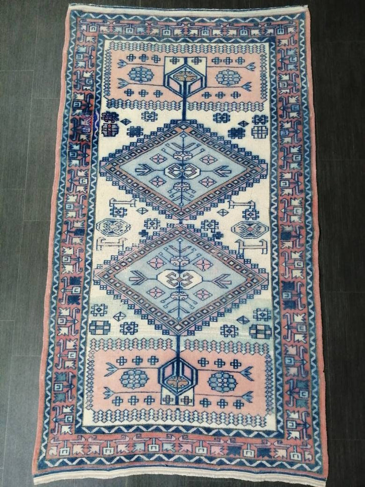 Beige Turkish Runner Rug 3' 3" x 5' 10" Hand-Knotted pattern