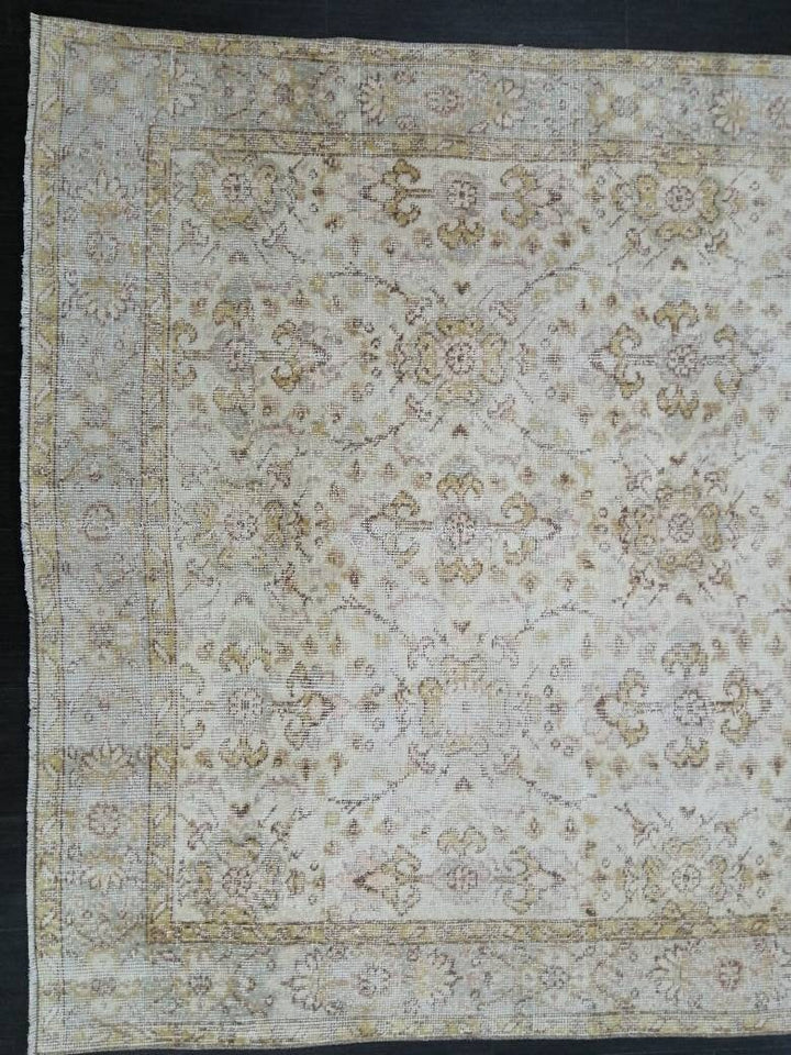 Turkish Oushak Rug 5' 4" x 9' 2" Hand-Knotted pattern