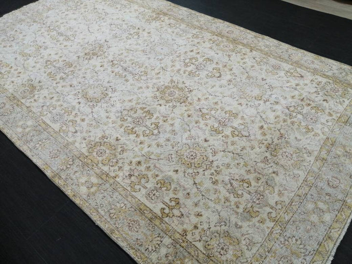 Turkish Oushak Rug 5' 4" x 9' 2" Hand-Knotted