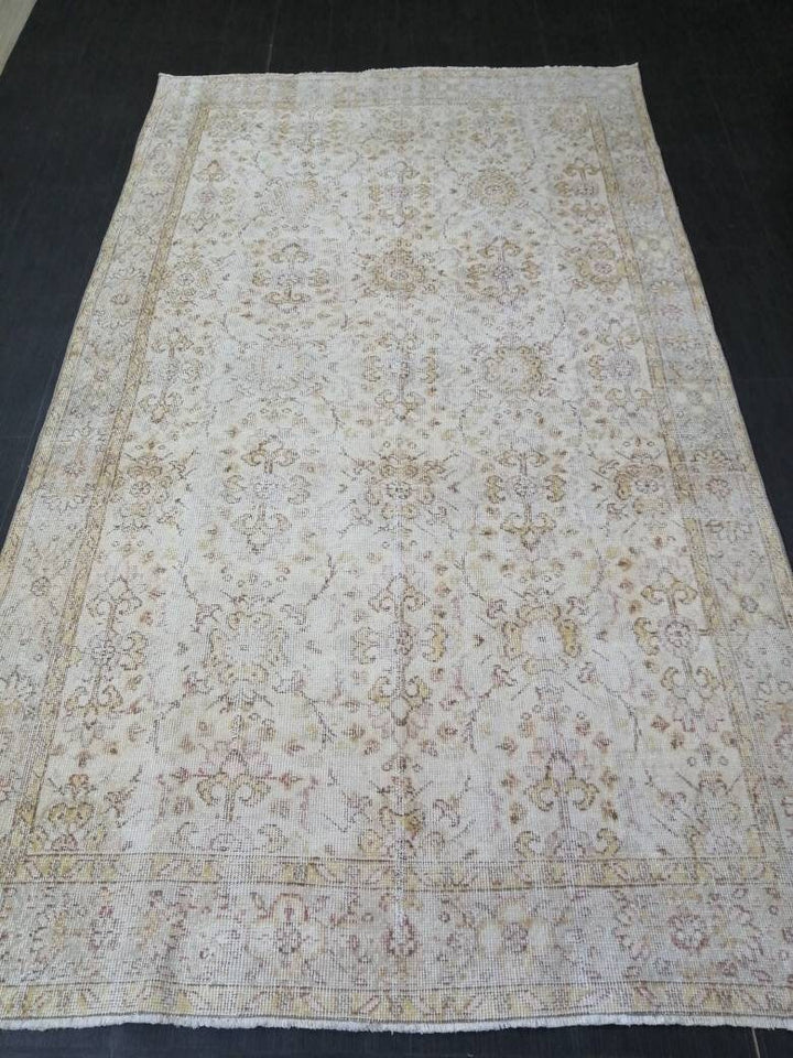 Turkish Oushak Rug 5' 4" x 9' 2" Hand-Knotted field