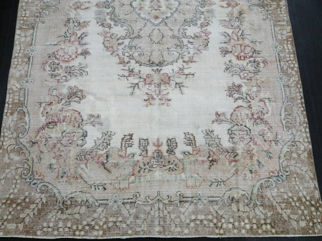 Beige Turkish Oushak Rug 6' 8" x 10' 4" Hand-Knotted view