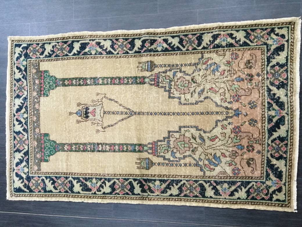 Beige Turkish Runner Rug 3' x 5' 4" Hand-Knotted field