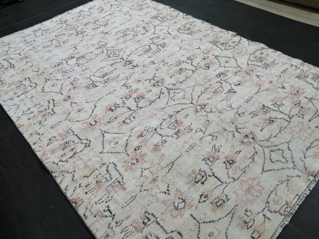 Beige Turkish Runner Rug 5' 7" x 8' 5" Hand-Knotted