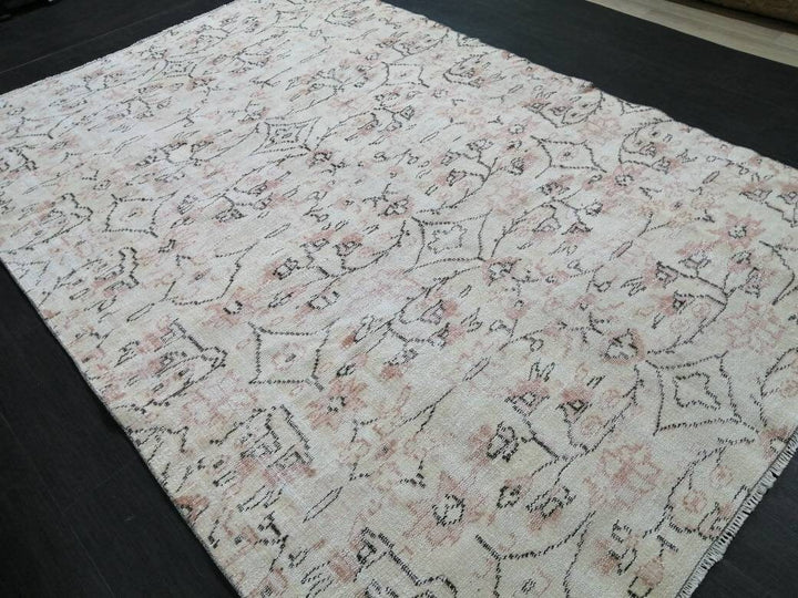 Beige Turkish Runner Rug 5' 7" x 8' 5" Hand-Knotted