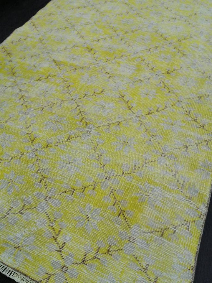 Beige Turkish Runner Rug 4' 7" x 7' 4" Hand-Knotted reverse