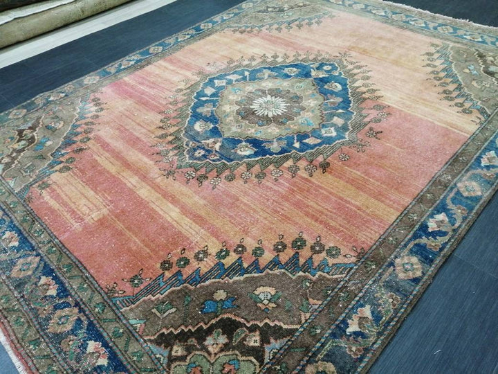 Beige Turkish Runner Rug 6' 6" x 8' 11" Hand-Knotted pattern