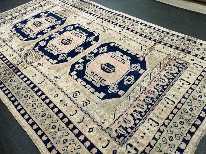 Pink Turkish Runner Rug 5' 9" x 9' 9" Hand-Knotted close-up