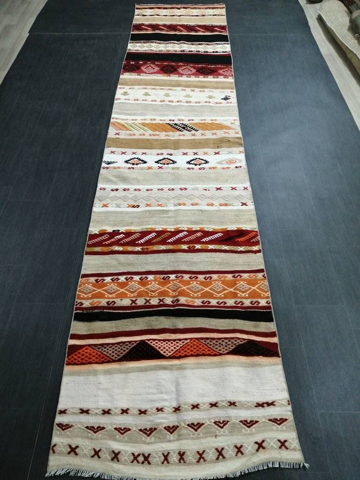 Beige Turkish Runner Rug 3' 2" x 15' Hand-Knotted detail
