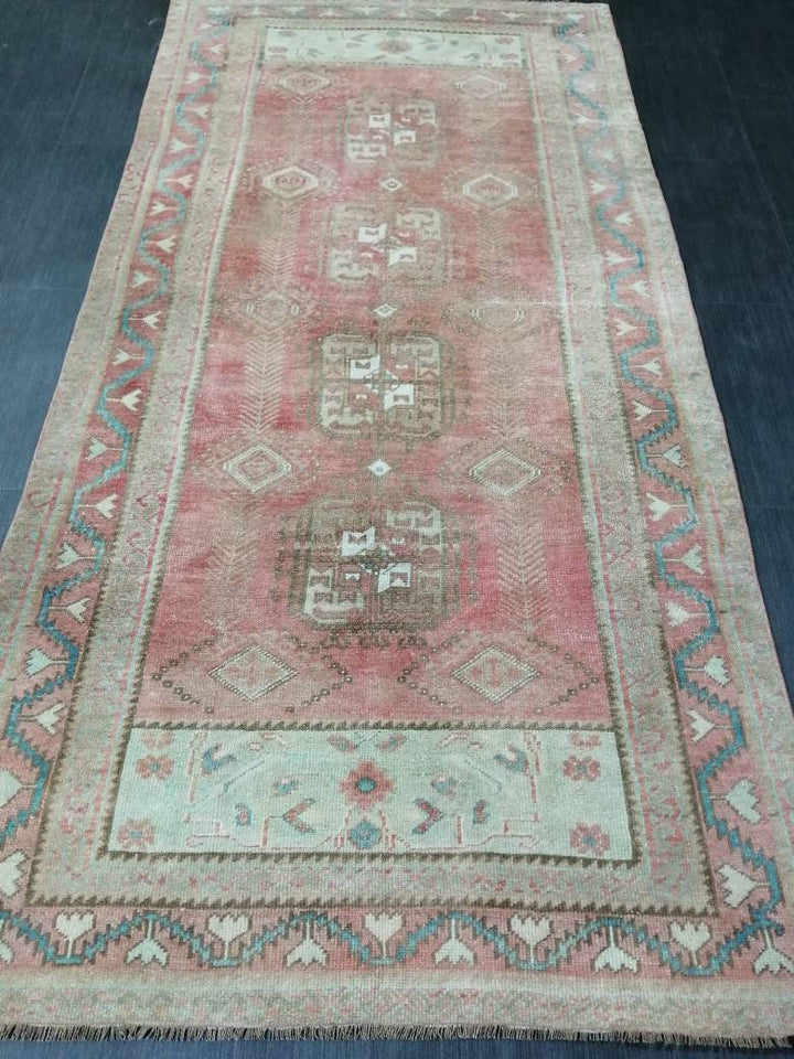 Beige Turkish Runner Rug 4' x 8' 2" Hand-Knotted texture