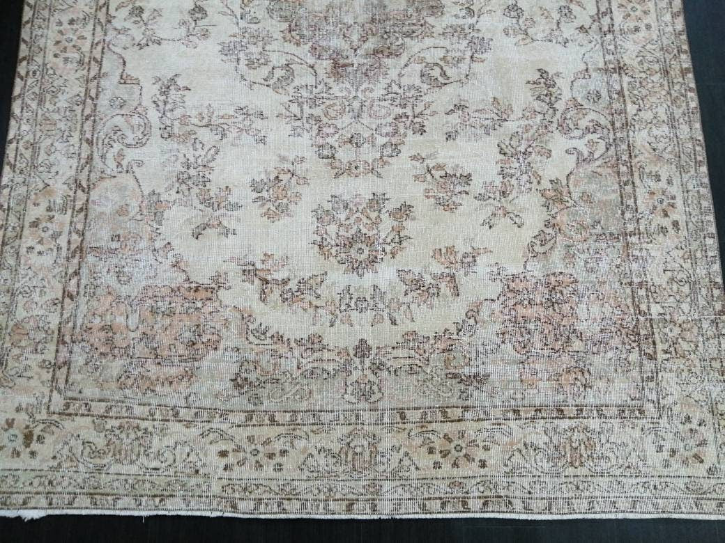 Beige Turkish Oushak Rug 6' 7" x 10' 4" Hand-Knotted reverse