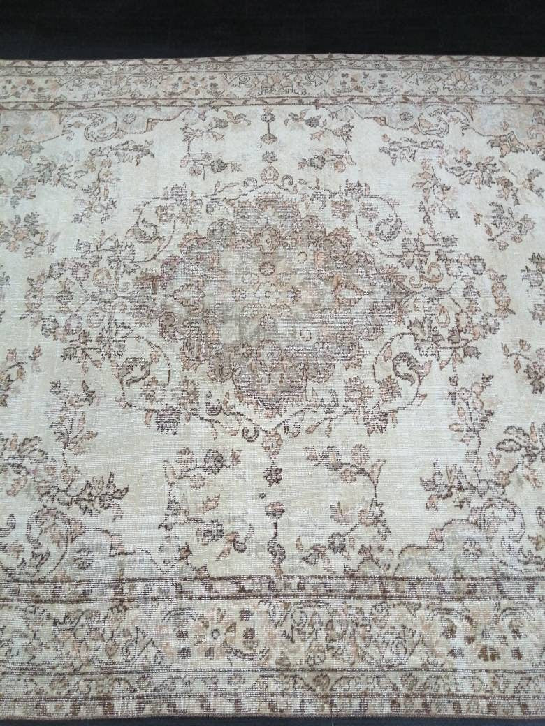Beige Turkish Oushak Rug 6' 7" x 10' 4" Hand-Knotted view