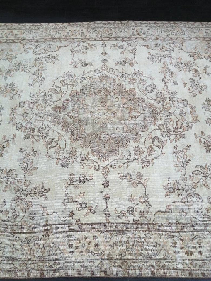 Beige Turkish Oushak Rug 6' 7" x 10' 4" Hand-Knotted view